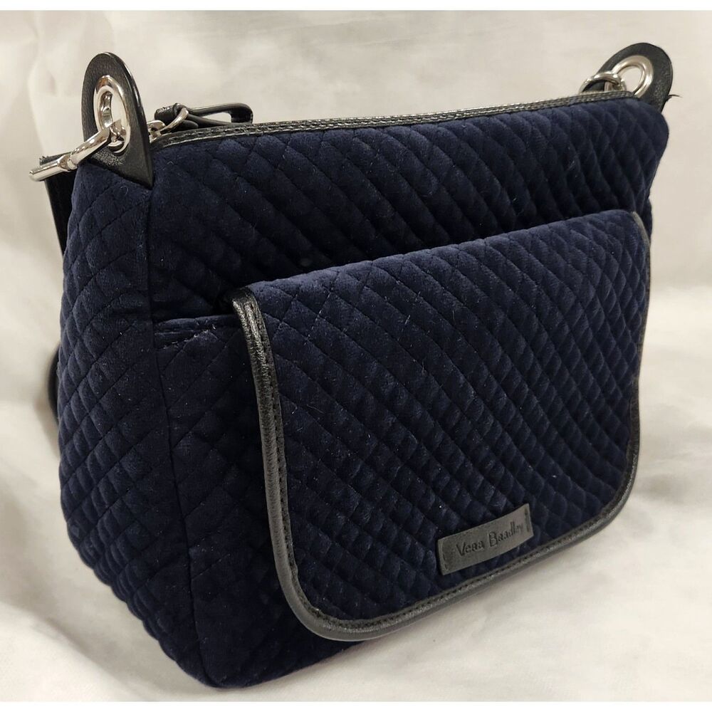 Vera Bradley Quilted Crossbody Bag Navy Blue Adjustable Strap Zip Pocket